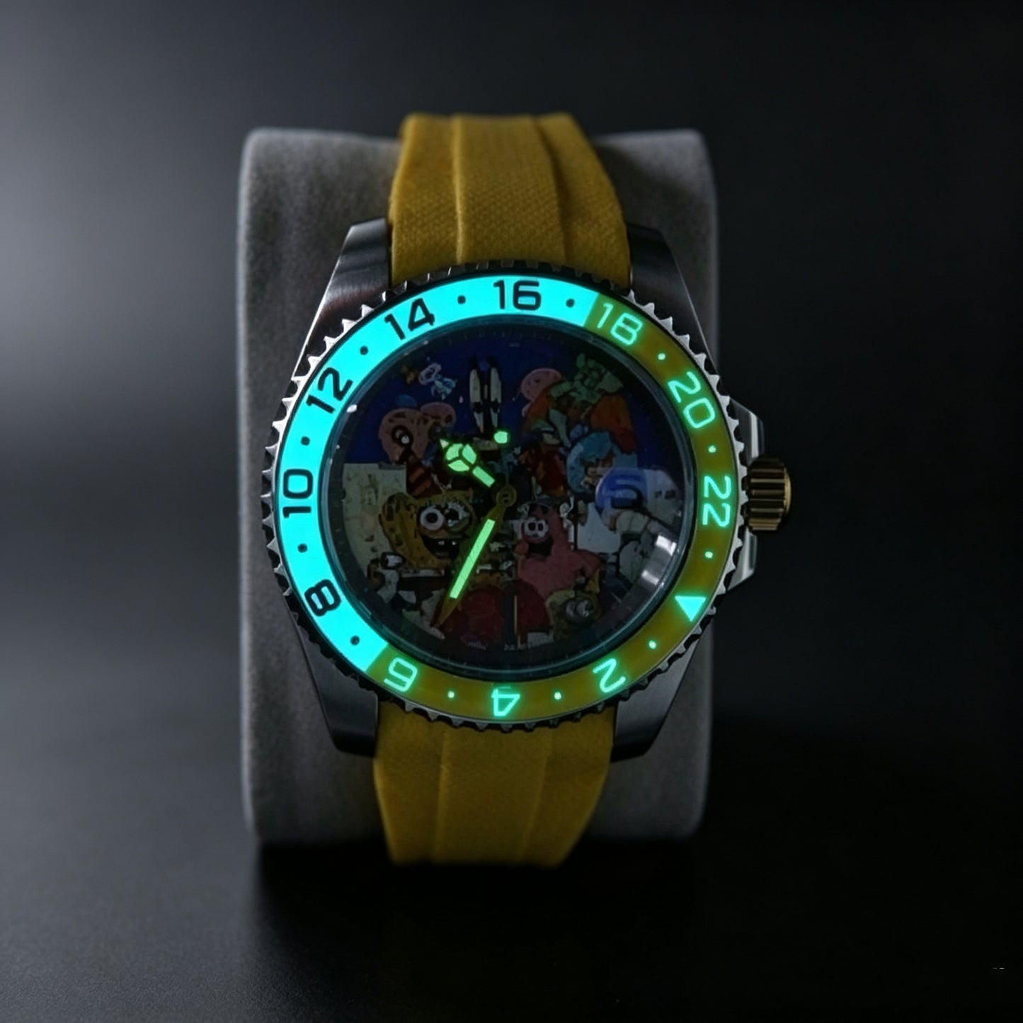 Handmade Custom SpongeBob Mechanical Dive Watch with NH35 Automatic Movement, Full Custom Bikini Bottom Cartoon Dial, Yellow Rubber Strap, Luminous Bezel, Engravable Case Back Bespoke Wristwatch For Anime Fans Limited Edition