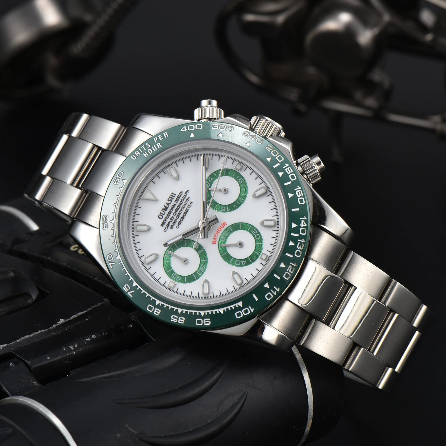 Luxury Sports Quartz Watch Sapphire Glass 316L stainless steel waterproof for men's custom watches with VK63 watch movement