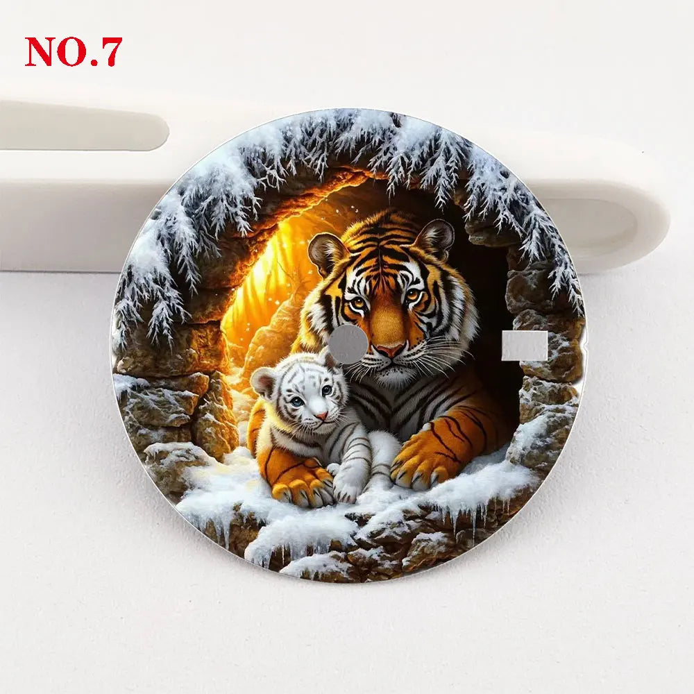 The 28.5mm tiger-patterned dial NH35 dial creative color-printed series dial is suitable for NH35/36 movement watch accessories