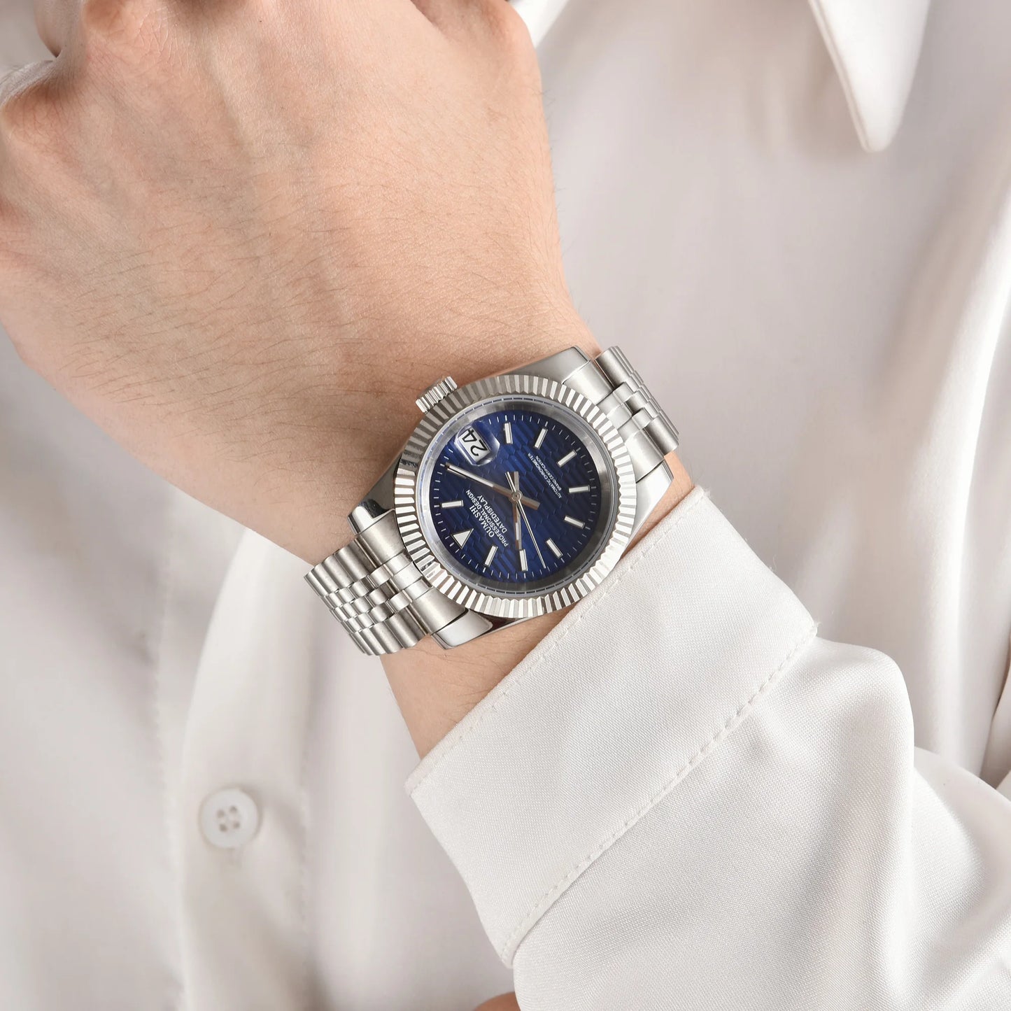 Men's 36mm/39mm Watches NH35 Automatic Movement Silver Case White Dial Blue AR Sapphire Glass Date Stainless Steel Strap