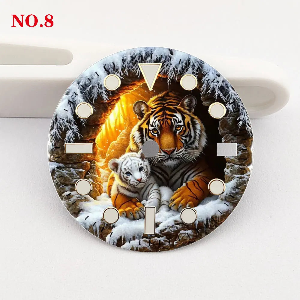 The 28.5mm tiger-patterned dial NH35 dial creative color-printed series dial is suitable for NH35/36 movement watch accessories