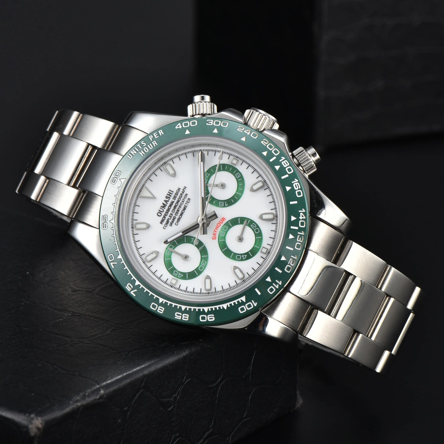 Luxury Sports Quartz Watch Sapphire Glass 316L stainless steel waterproof for men's custom watches with VK63 watch movement