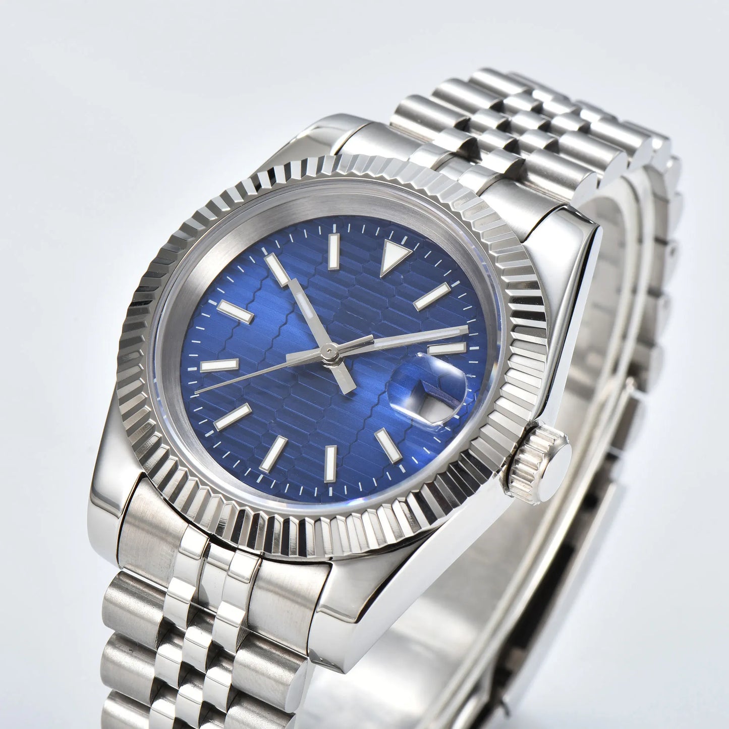 Men's 36mm/39mm Watches NH35 Automatic Movement Silver Case White Dial Blue AR Sapphire Glass Date Stainless Steel Strap
