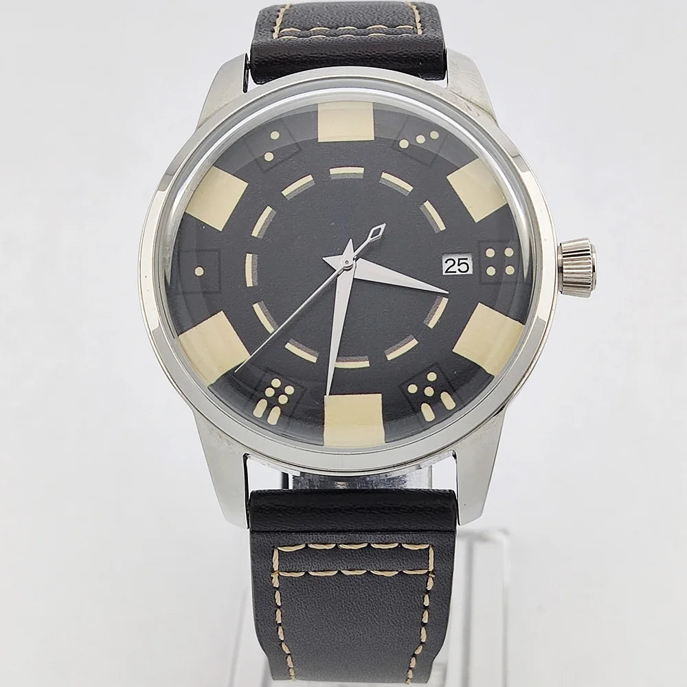 OUMASHI designs the new NH35A mechanical watch for men Russian Roulette Game Mineral Glass Diamond dial for men's watch