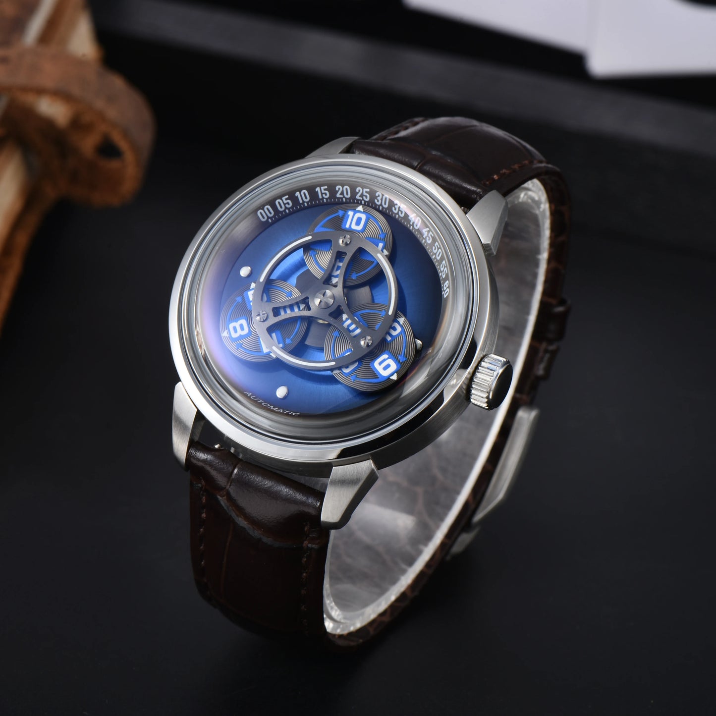 MIYOTA 8215 men's watch 42mm improved Automatic mechanical movement 316L green luminous stainless steel case will turn the watch