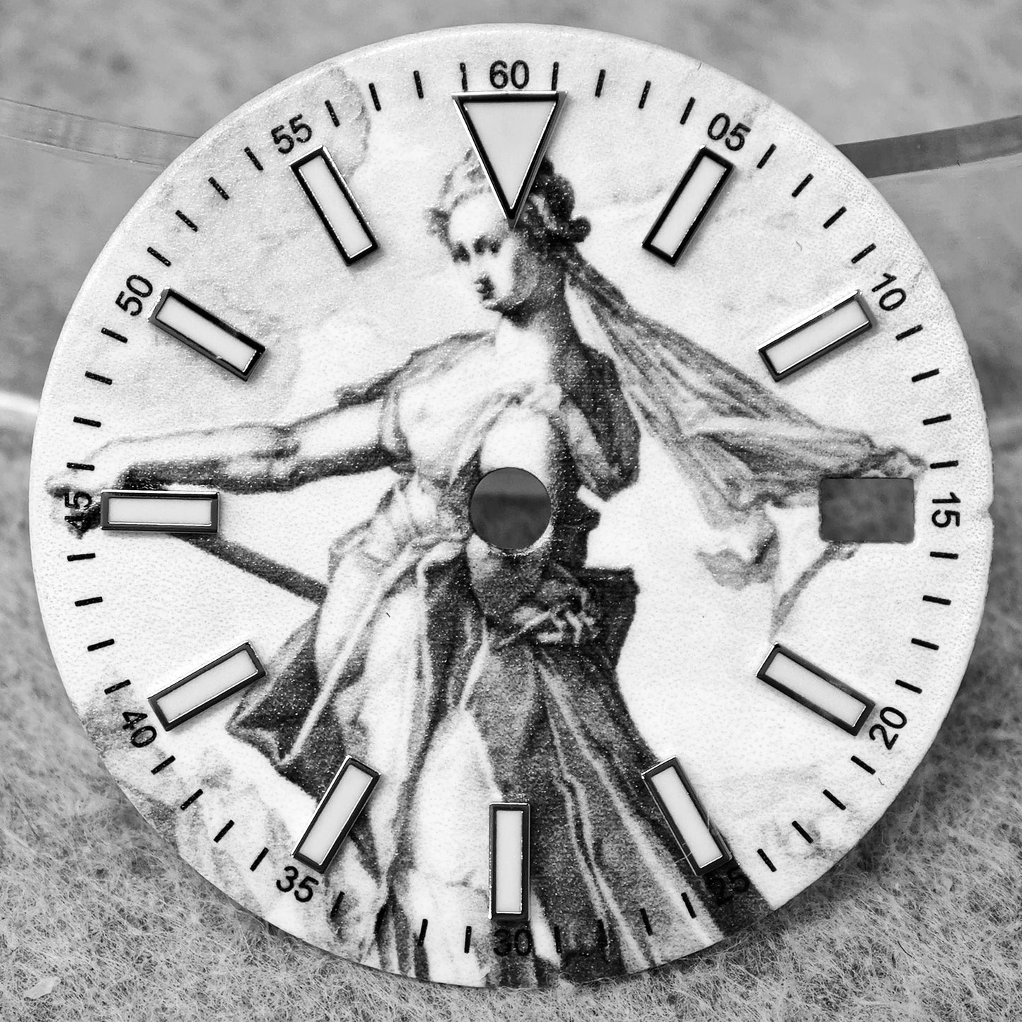 28.5mm NH35 Dial Exclusive high-end design quality watch dial from the Print Series suitable for the NH35 movement